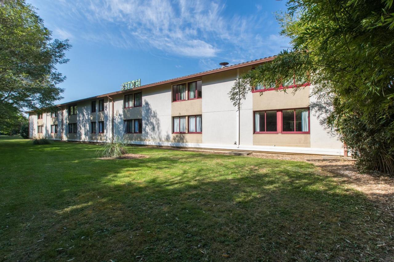 Logis Hotel Restaurant Solenca Nogaro Exterior foto
